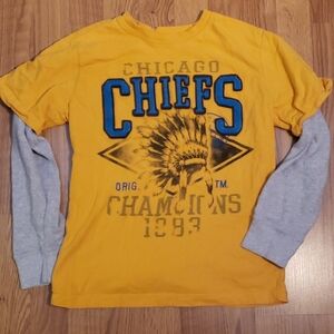 Chicago Chiefs layered shirt size medium 10/12